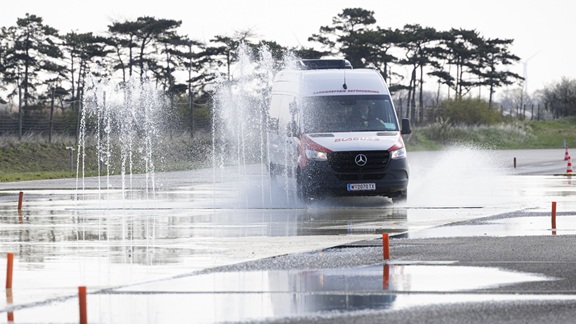 Blaguss Minibus Fahrsicherheitstraining