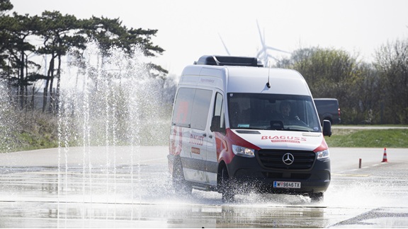 Blaguss Minibus Fahrsicherheitstraining